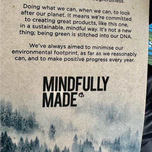 Craghoppers Red and Black Leggings with Insect Shield - Picture 10 of 13